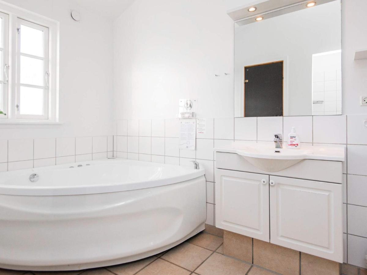 8 Person Holiday Home In Aabenraa Løjt Kirkeby Εξωτερικό φωτογραφία