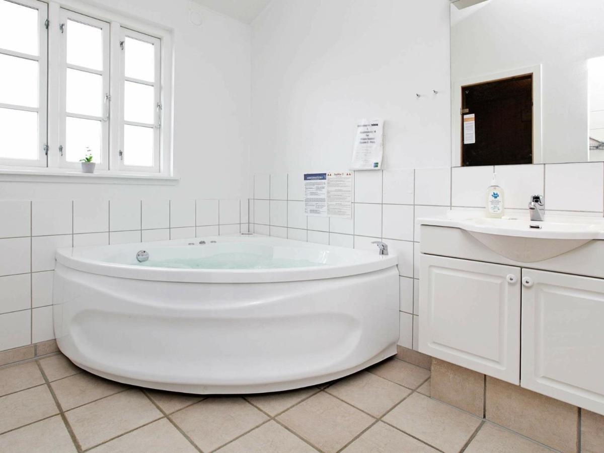 8 Person Holiday Home In Aabenraa Løjt Kirkeby Εξωτερικό φωτογραφία